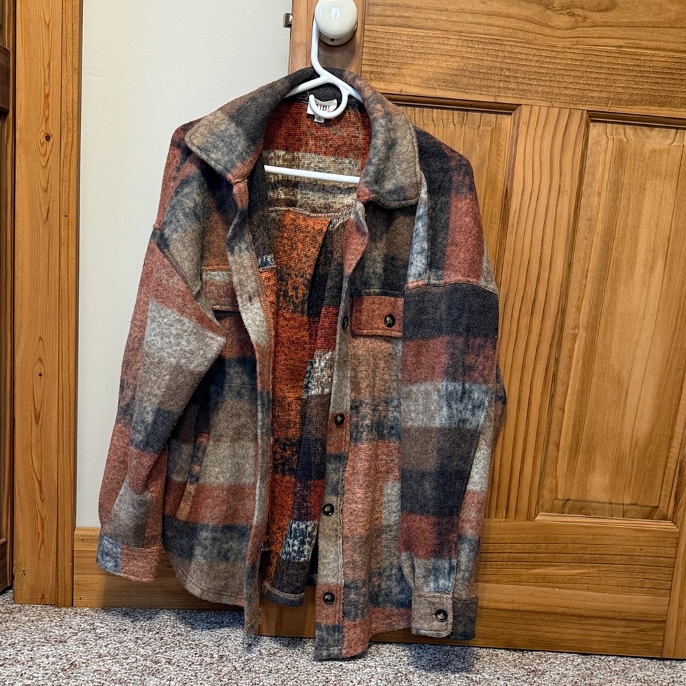 Women’s oversized plaid Shacket
